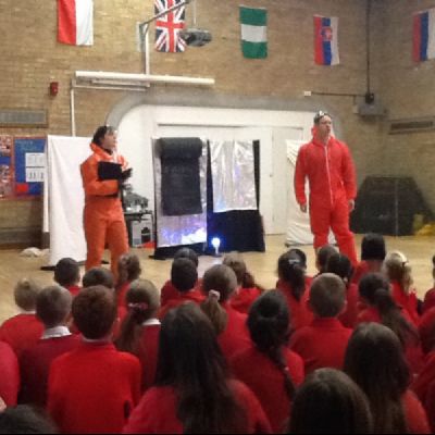 ks1 anti-bullying theatre show